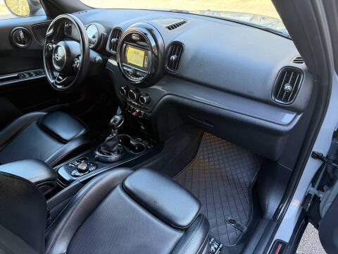 2017 MINI Countryman Cooper