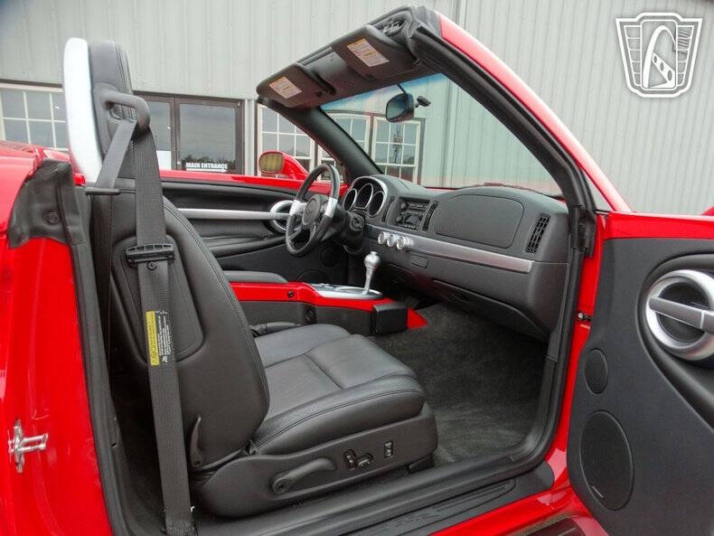 2004 Chevrolet SSR LS