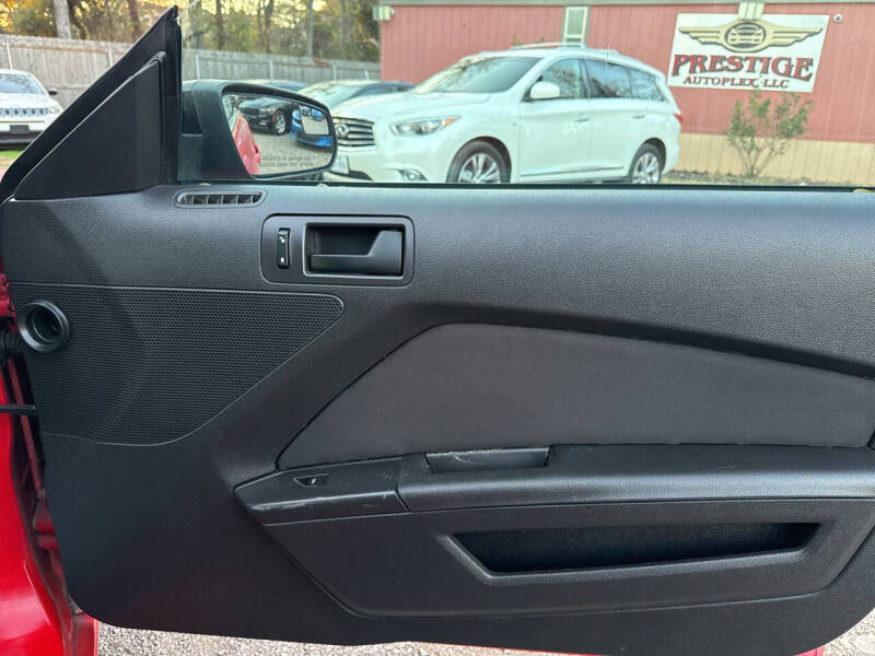 2013 Ford Mustang V6