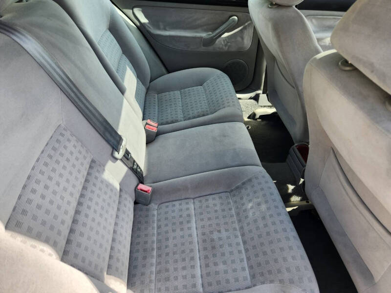 2002 Volkswagen Golf GLS