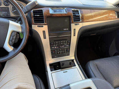 2012 Cadillac Escalade ESV Platinum Edition