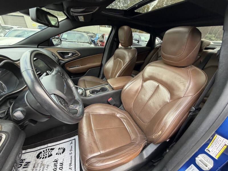 2017 Chrysler 200 C Platinum