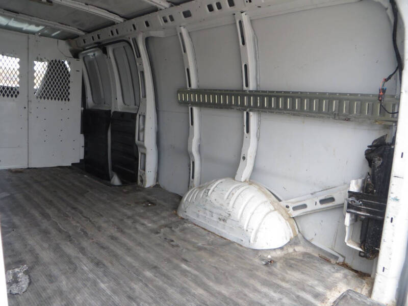 2021 Chevrolet Express 2500