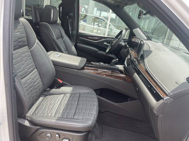 2022 Cadillac Escalade Sport Platinum