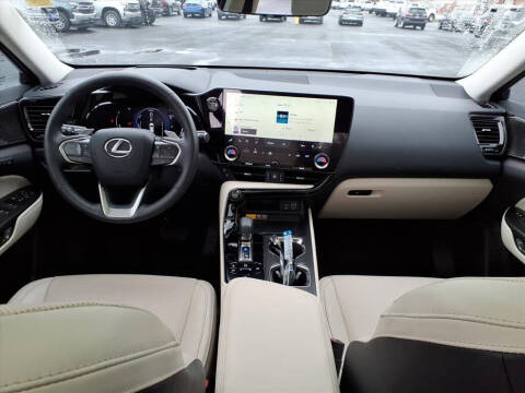 2025 Lexus NX 350h Luxury