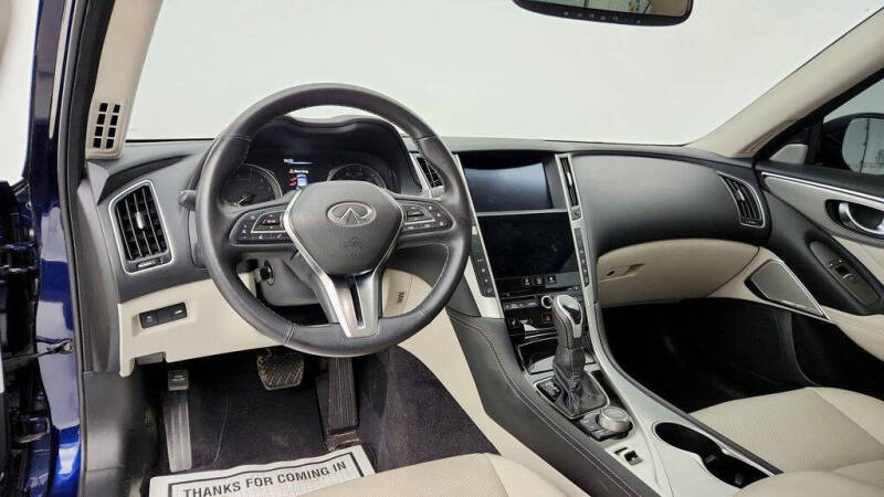 2023 Infiniti Q50 Luxe