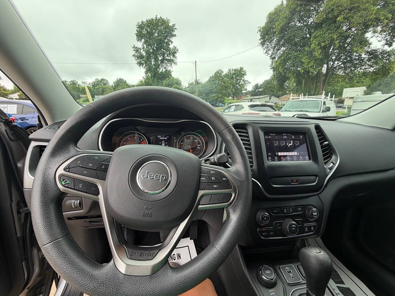 JeepCherokee13