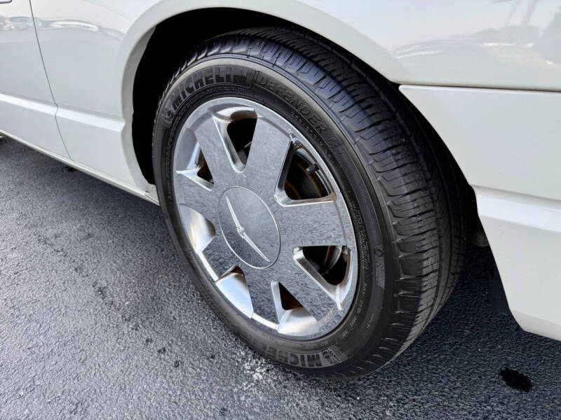 2002 Ford Thunderbird Deluxe