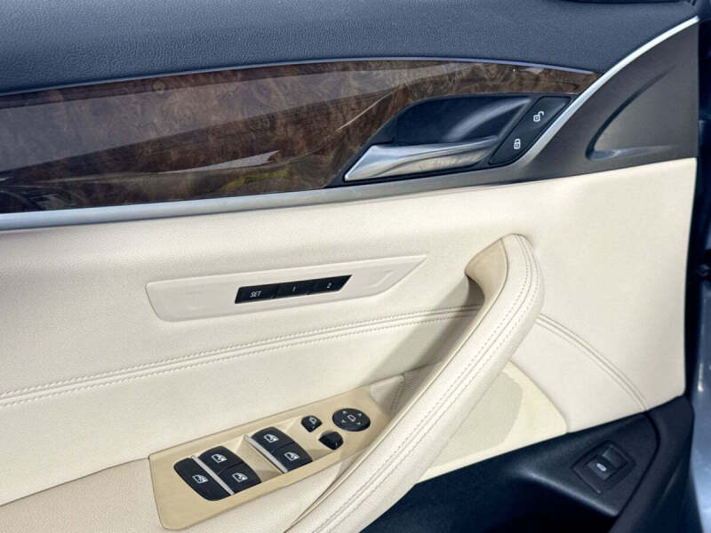 2020 BMW 5 Series 530i xDrive