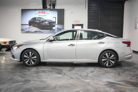 2021 Nissan Altima 2.5 SV