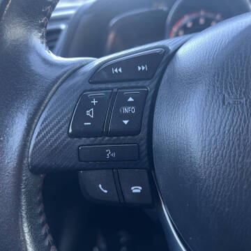 2015 Mazda MAZDA3 s Touring