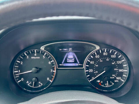 2017 Nissan Pathfinder SL