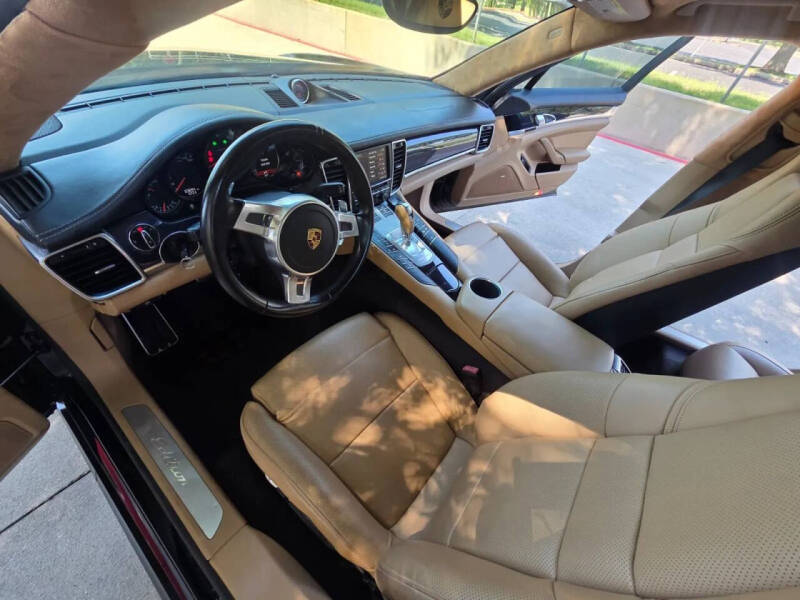 2016 Porsche Panamera
