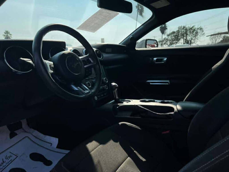 2015 Ford Mustang V6