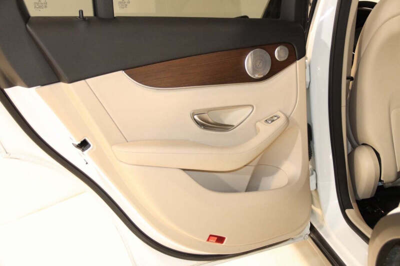 2021 Mercedes-Benz GLC GLC 300 4MATIC