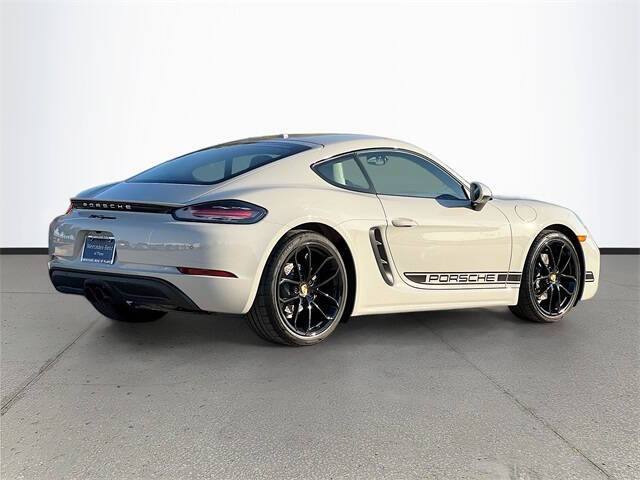 2025 Porsche 718 Cayman Style Edition