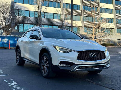 2017 Infiniti QX30