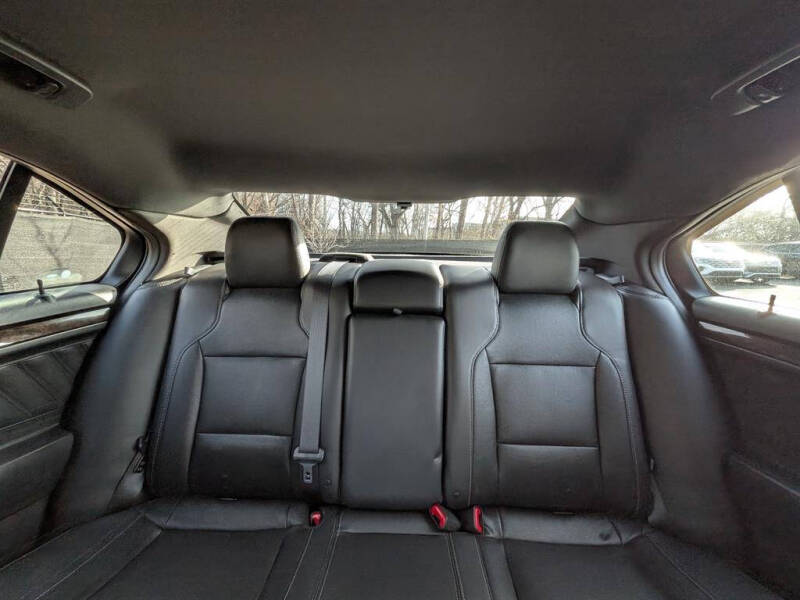 2015 Ford Taurus Limited