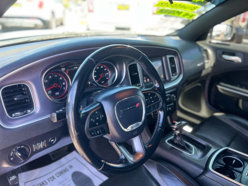 2020 Dodge Charger SXT