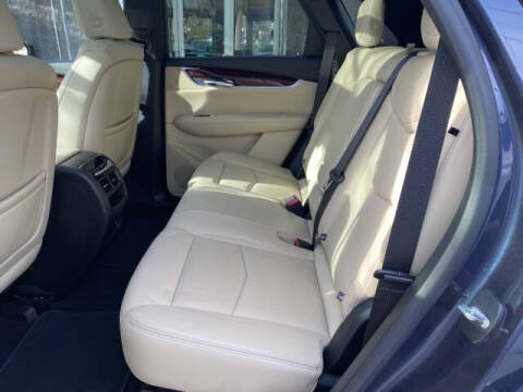 2018 Cadillac XT5 Premium Luxury