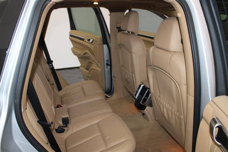 2012 Porsche Cayenne