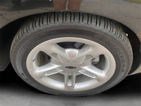 2004 Chevrolet SSR LS