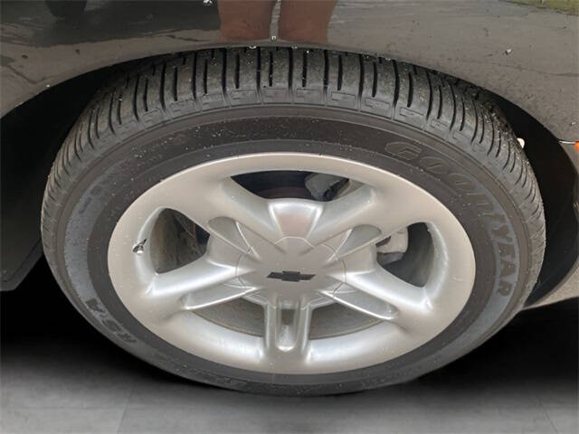 2004 Chevrolet SSR LS