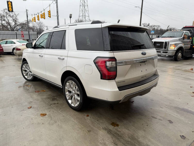 2018 Ford Expedition Limited photo 4