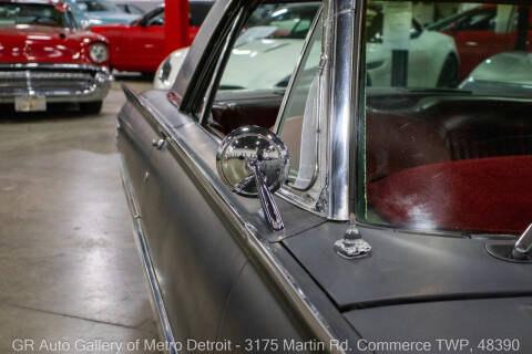 1961 Ford Thunderbird