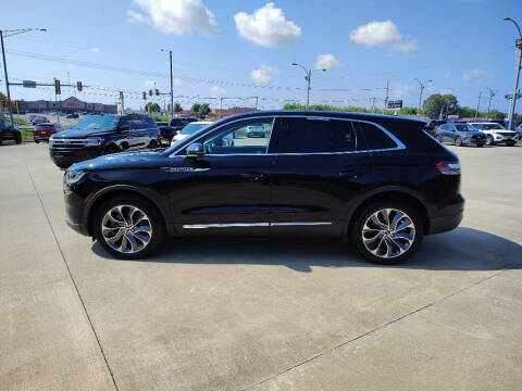 2022 Lincoln Nautilus Reserve