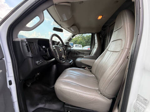 2019 Chevrolet Express 2500