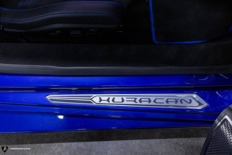 2023 Lamborghini Huracan Tecnica