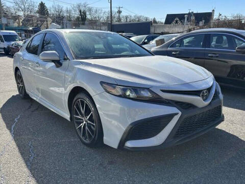 2022 Toyota Camry for sale at Certified Luxury Motors in Great Neck NY