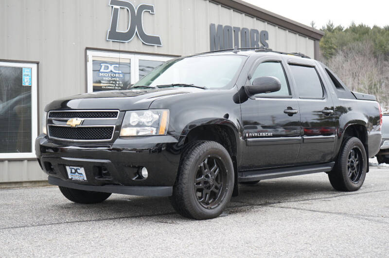 2007 Chevrolet Avalanche for sale at DC Motors in Auburn ME