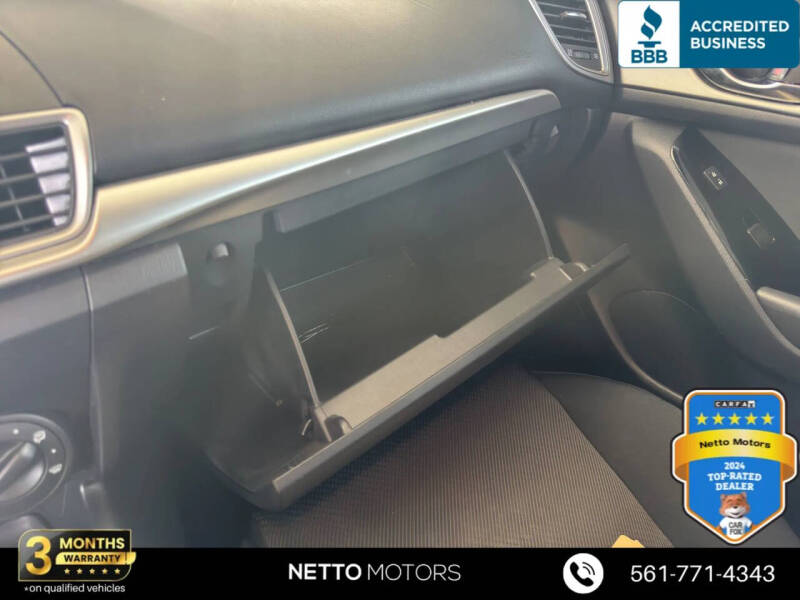 2017 Mazda MAZDA3 Sport