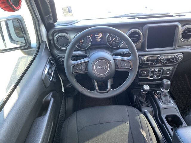 2023 Jeep Gladiator Freedom