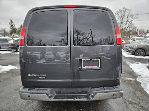 2016 Chevrolet Express 2500