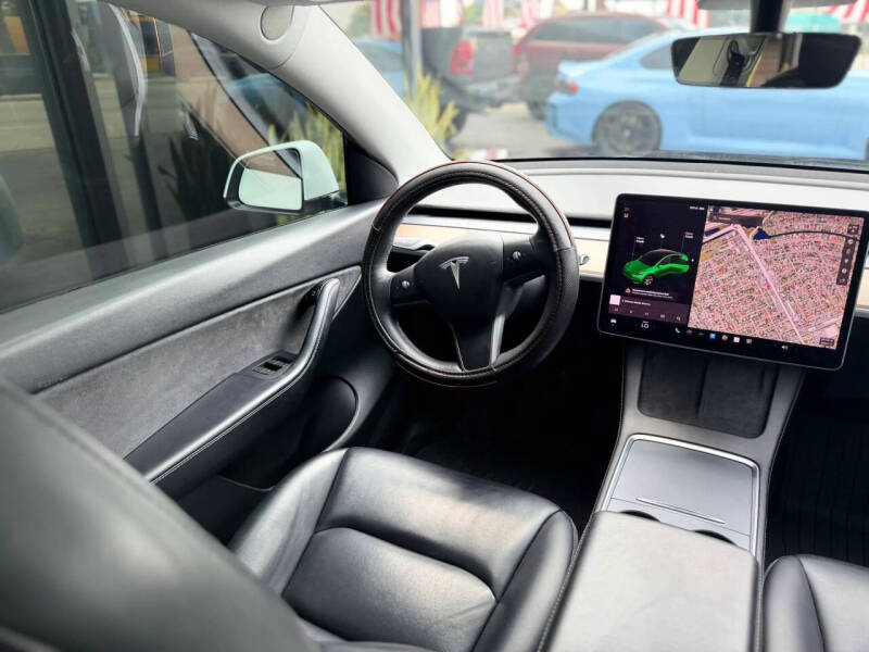 2022 Tesla Model Y Long Range