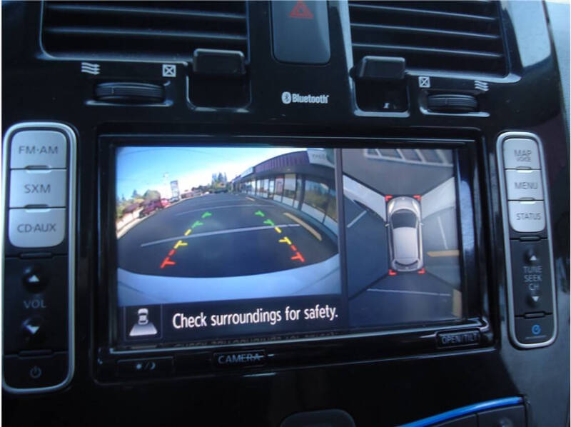 2016 Nissan LEAF