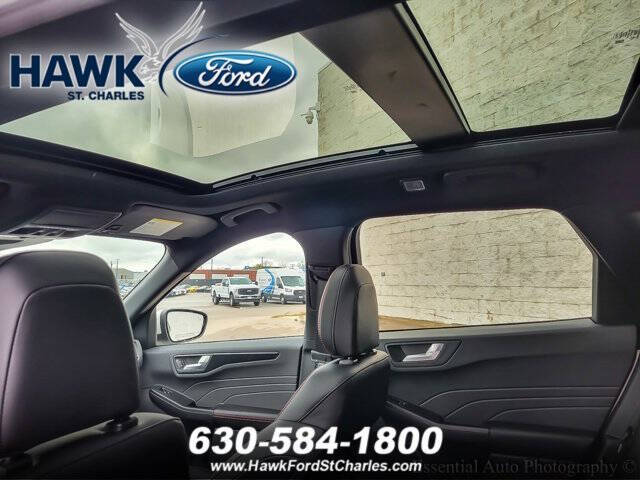 2025 Ford Escape ST-Line Select