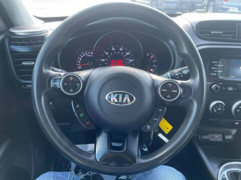 2016 Kia Soul +