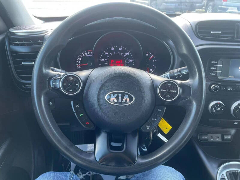 2016 Kia Soul +