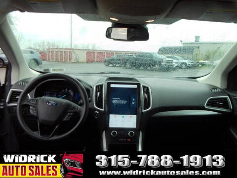 2022 Ford Edge SE