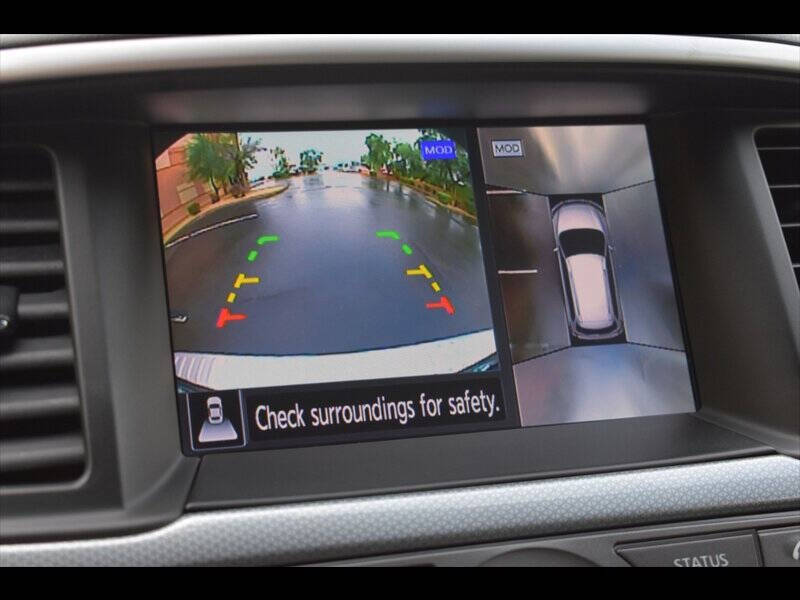 2019 Nissan Pathfinder SL