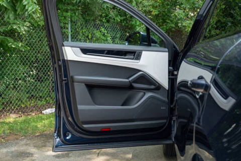 2025 Porsche Cayenne Coupe