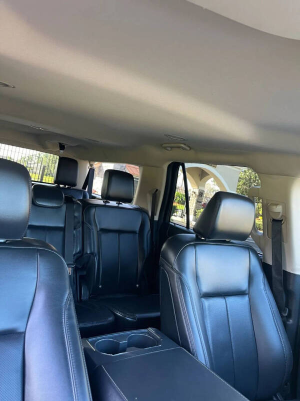 2024 Ford Expedition MAX XLT