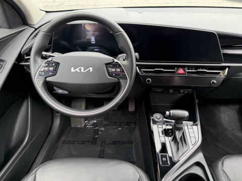 2024 Kia Niro EX