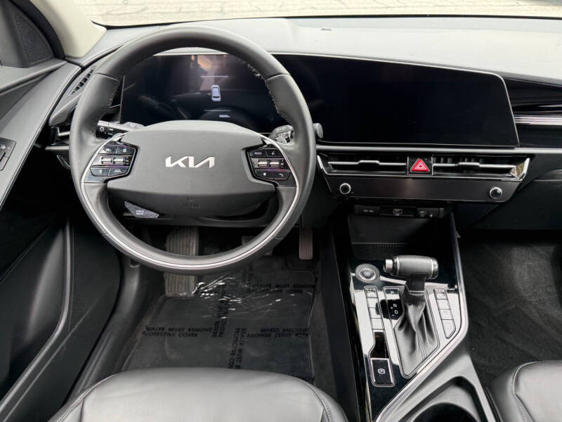 2024 Kia Niro EX