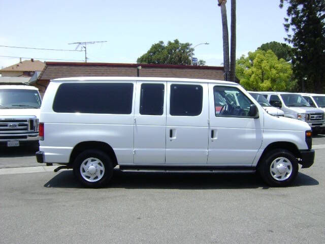 2009 Ford E-Series E-150 XL