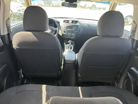 2015 Kia Soul +